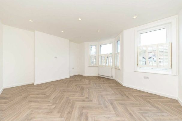 St. Margarets Road, St Margarets, TW1 - Photo 1