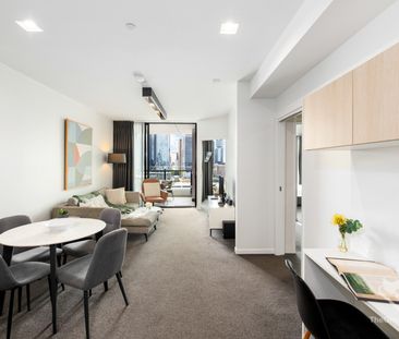 STUNNING CITY VIEWS FURNISHED APARTMENT IN SOUTH BRISBANES BEST LOC... - Photo 2