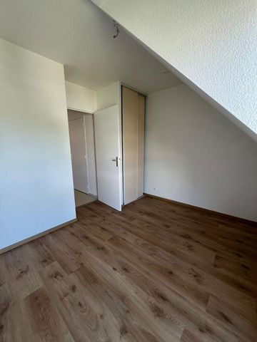 Location Appartement 3 pièces 53m² NOTRE DAME DE BONDEVILLE 76960 - Photo 3