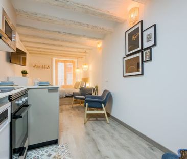 Carrer dEn Robador, Barcelona, Catalonia 08001 - Photo 5