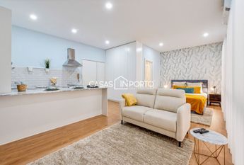 Apartamento Charme - Exclusividade e Conforto Junto ao Metro dos Combatentes