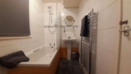 Venns Lane, HR1 - Photo 5