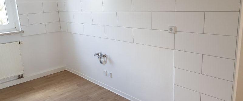 Einziehen und wohlfühlen! 3 Zimmer-Wohnung im 1.OG mit Balkon - Foto 1