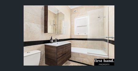 Spacious Classic Art Deco Apartment - Photo 5