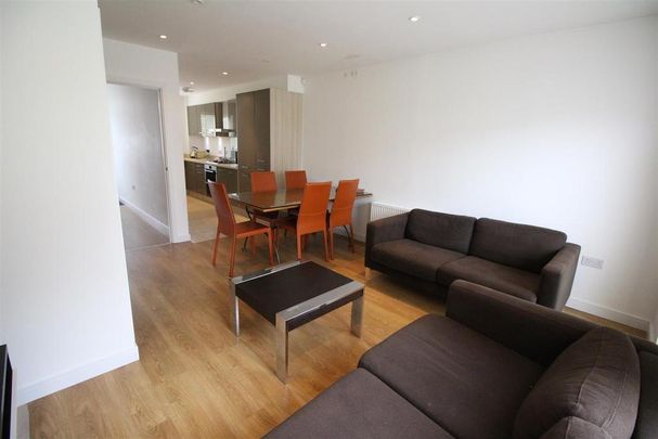 4 bedroom terraced house to rent - Photo 1