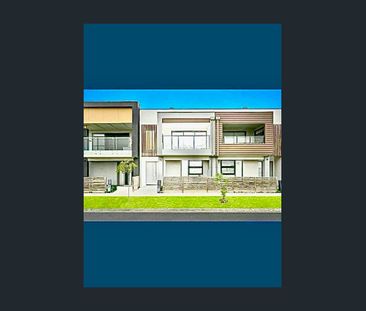 Stunning East-Facing Double-Storey Townhouse in Elements Estate, Tr... - Photo 4