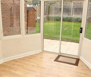 3 bedroom semi-detached house to rent - Photo 3