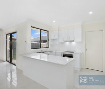 FOOTHILLS ESTATE DUPLEX!!! - Photo 6