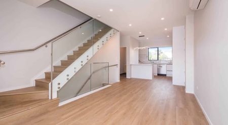 Brand new 3 Bedrooms, Milford - Photo 5