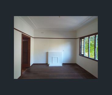 4 Bedroom House located 2 mins from Base Hospital - Photo 1