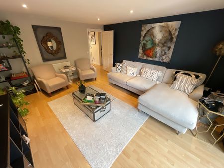 2 bedroom to let - Photo 4