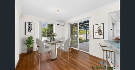 LOVELY FAMILY HOME - Photo 4