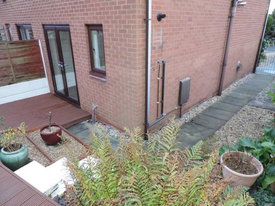 2 bedroom semi-detached house to rent - Photo 1