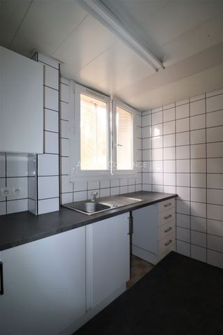 Location Appartement 3 pièces 50m² LA CIOTAT 13600 - Photo 2