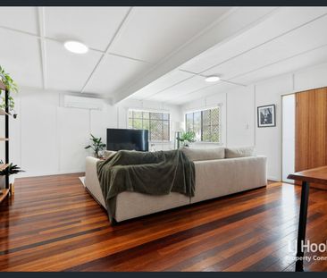 Perfect Home with Three Bedrooms Plus a Study/Multipurpose Room - Photo 3