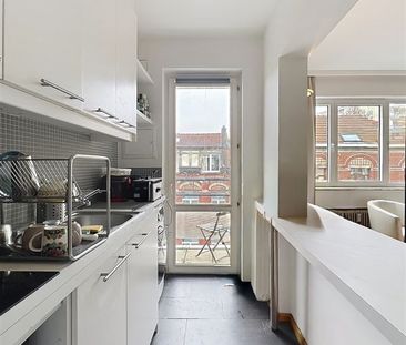 Lumineux studio meublé dans le quartier Européen - Photo 3