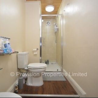 2 Bedroom Rentals Leeds - Photo 3