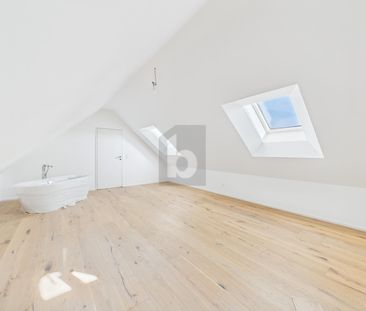 FIRST-TIME OWNERSHIP WITH A DREAMLY LARGE VIEW! - Photo 3