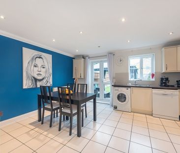 3 bedroom town house to rent - Photo 2