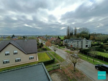 Appartement met 2 slaapkamers en terras - Photo 4