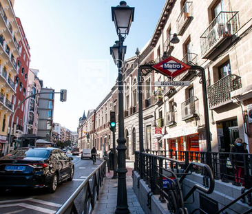 Malasaña-universidad, Centro, Madrid - Photo 6