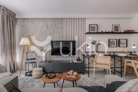 Apartamento de alquiler en Calle del Monte Esquinza, Almagro - Photo 5