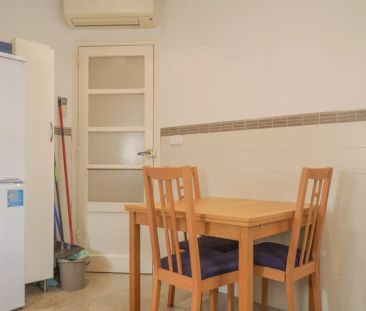 Single Bed in Room in a shared 3-bedroom apartment for rent in Vall... - Photo 1