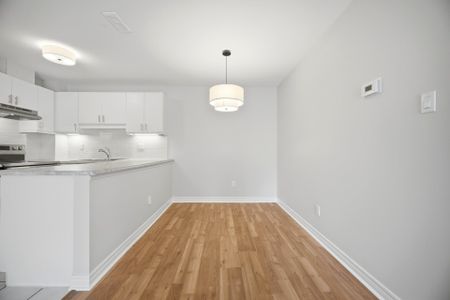 For Lease - 4140 Foxwood Drive Unit# 801, Burlington, Ontario - Photo 4