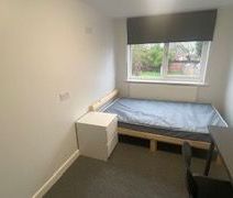 Room 4, Walsall Street, Coventry - Photo 4