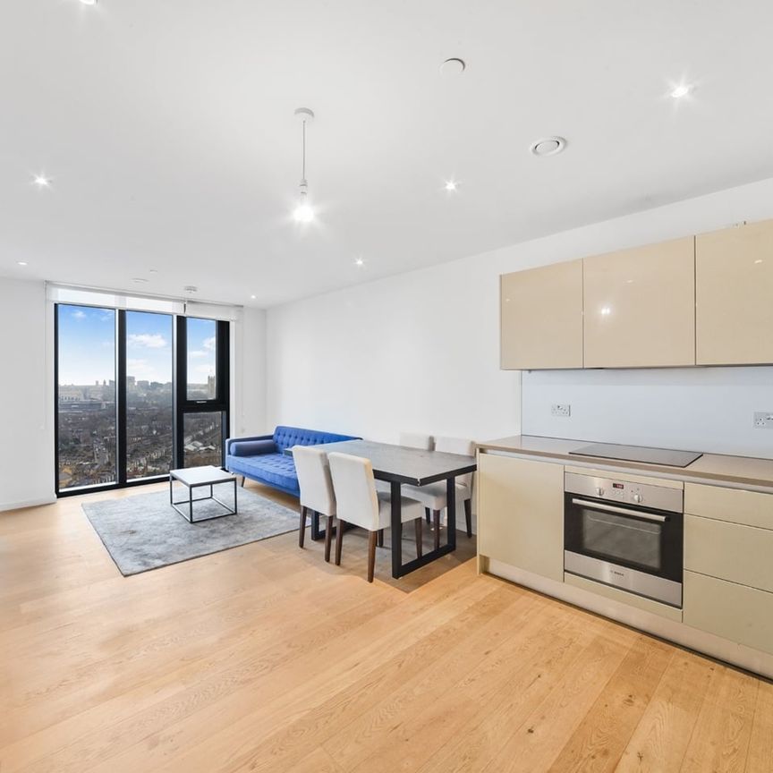 1 Bed Flat, St. Gabriel Walk, SE1 - Photo 1