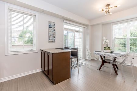 For Lease - 28 Donald Buttress Boulevard, Markham, Ontario - Photo 5