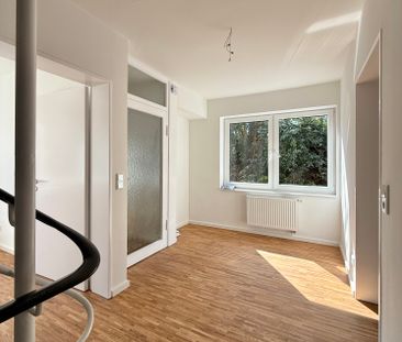 Modernes & frisch saniertes Reihenendhaus in guter Wohnlage - Photo 1