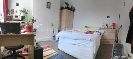 3 bedroom property to rent in Cardiff - Photo 5