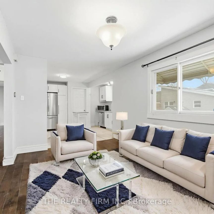 6 APPEL STREET - Photo 1