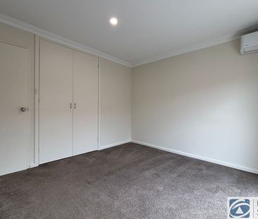 MODERN 3 X 1 TOWNHOUSE IN SECURE COMPLEX HOME OPEN THURSDAY 19 FEBR... - Photo 6