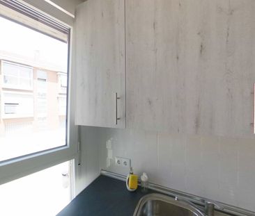 Piso de alquiler en Calle Sardineta, Tres Olivos - Valverde - Photo 5