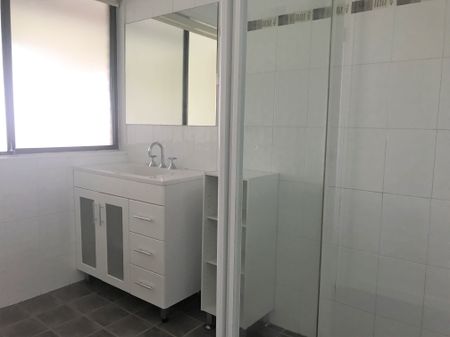 Comfortable 3 Bedroom Family Home - Photo 5