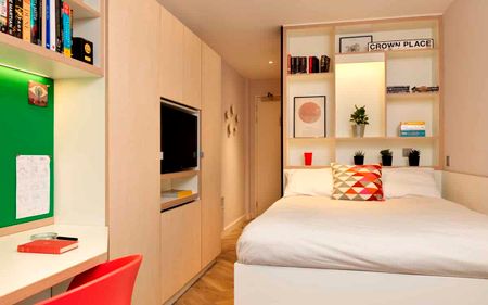 Beaumont Flat (3-8 bed flat) - Photo 2