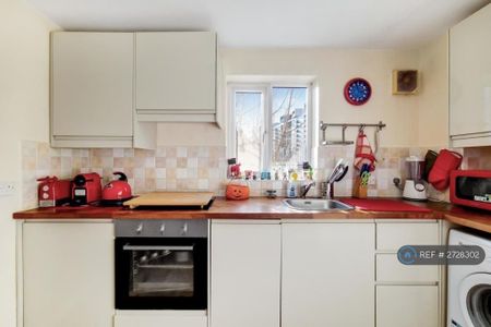 1 bedroom flat to rent - Photo 5