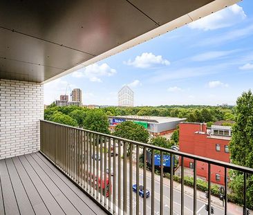 Lindley House – Silkstream, Hendon - Photo 1