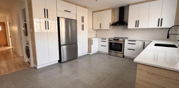 6 1/2 - Montréal (Ahuntsic) - 2 300 $/mois - Photo 2