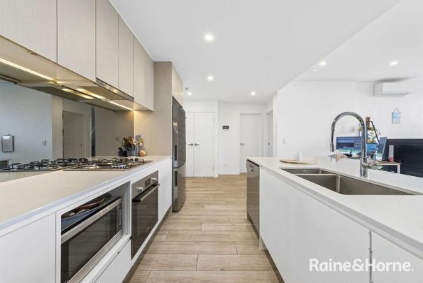 Conveniently Located Two-Bedroom Unit - Photo 1