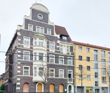 Helle Dachgeschoßwohnung – zentral in Duisburg-Duissern - Photo 1