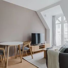 Blueground ID406, Innere Stadt - Photo 1