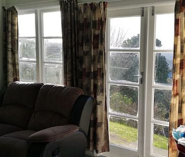 Bright, Fully Furnished 1-Bed Flat in Mornington - Photo 3