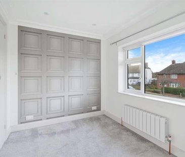 Partridge Mead, Banstead, SM7 - Photo 5