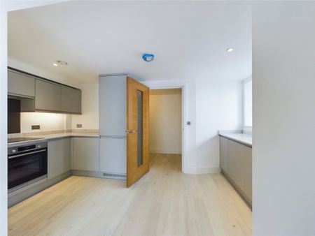 2 Bed Property To Rent - Photo 2