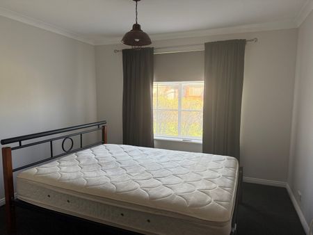 Great Location 3x1 Home In Somerville - Photo 4
