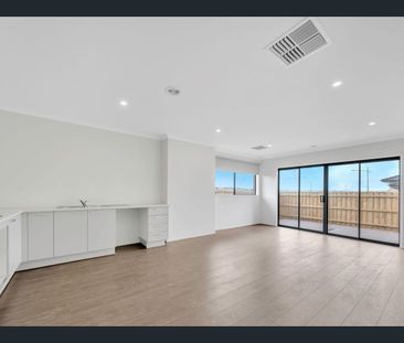 THREE BEDROOM HOME - Photo 4