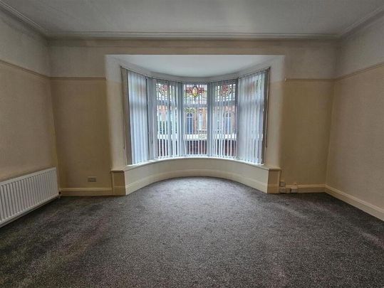 1 Glandore Gardens, Belfast, BT15 3FF - Photo 1